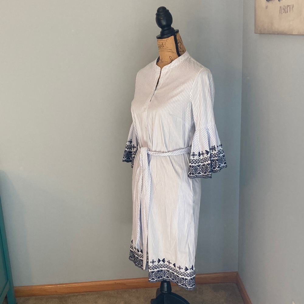 Tahari ASL Dress NWOT Women Size 2 Belted Pin Stripes Embroidered - Picture 2 of 11